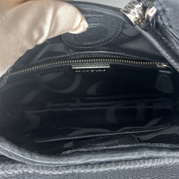 BANANA REPUBLIC LEATHER SATCHEL- THE HANDBAG COLLECTION - Picture 6 of 10